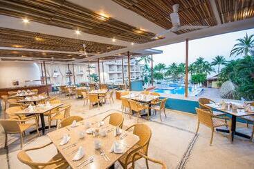 リゾートホテル Friendly Fun Vallarta Different Experiences