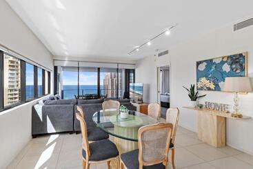 Ultra Broadbeach - Broadbeach