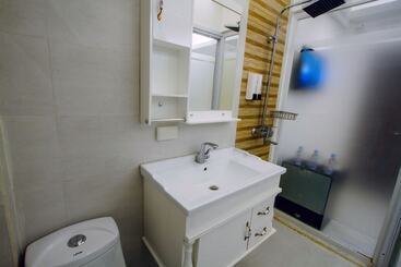 Отель Jj Midcity Inn