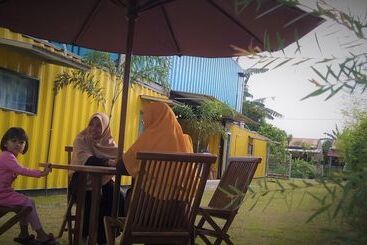هاستل Aviano Syariah Backpacker