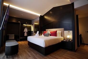 Awann Sewu Boutique Hotel And Suite Semarang