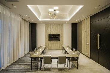 Awann Sewu Boutique Hotel And Suite Semarang