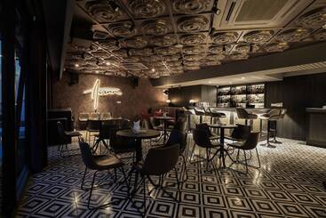 Awann Sewu Boutique Hotel And Suite Semarang