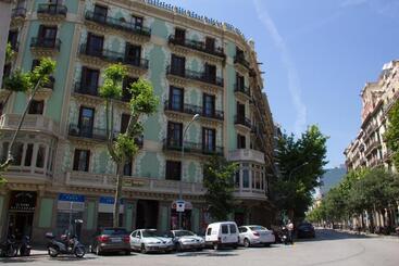 Hostalin Barcelona Diputacion