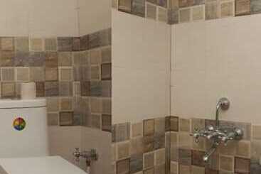 هتل Eastern Star By Oyo Rooms