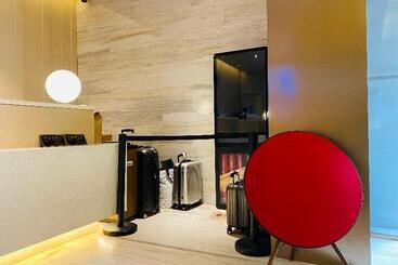 Otel Ji  Shanghai The Bund Jiujiang Road