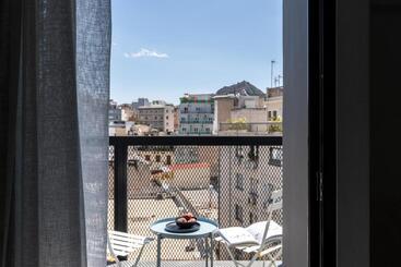 هتل Melo Athens