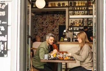 هتل Melo Athens