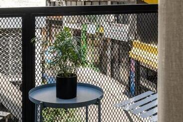 هتل Melo Athens