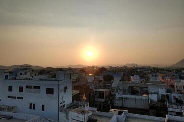 هتل Panna Palace Guest House