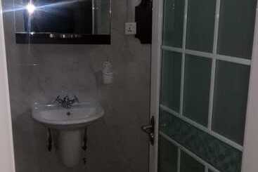 פנסיון 3a's Guest House