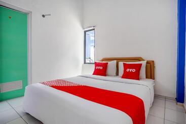 هتل Collection O Tunas Plaza Residence