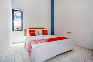 هتل Collection O Tunas Plaza Residence