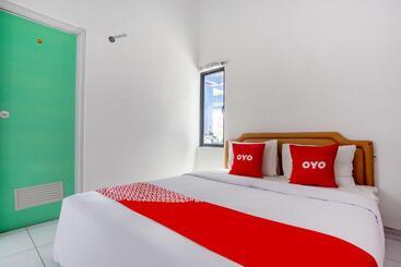هتل Collection O Tunas Plaza Residence
