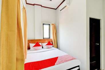 هتل Oyo 90048 Teratai Bekasi Guesthouse