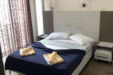 Bone Best Otel