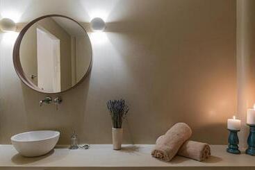 هتل Casa Di Fiori Andros Suites