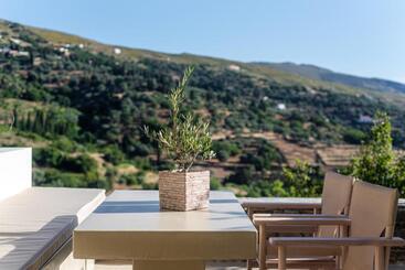 هتل Casa Di Fiori Andros Suites