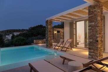 هتل Casa Di Fiori Andros Suites