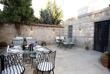 هتل Castle Inn Boutique