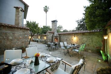 هتل Castle Inn Boutique