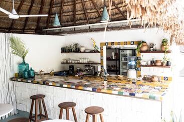 هتل Boho Eco Chic Boutique Resort