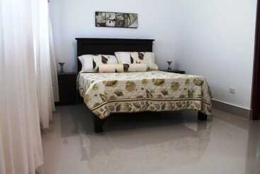 هتل Cabarete Town House