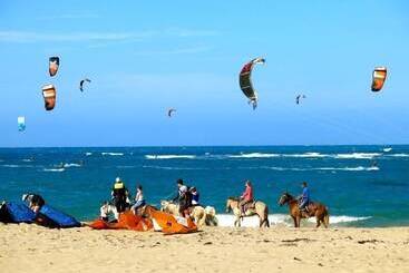 هتل Cabarete Town House