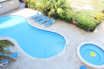 هتل Cabarete Town House