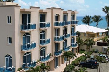 هتل Cabarete Town House