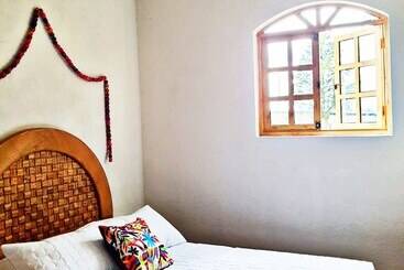 هتل Hacienda Los Dolores   Hostel