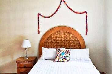 هتل Hacienda Los Dolores   Hostel
