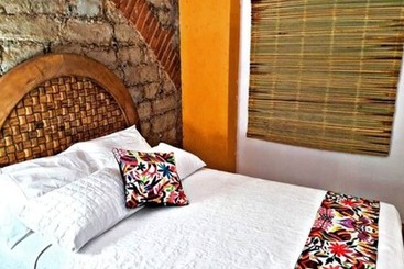 هتل Hacienda Los Dolores   Hostel