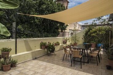 فندق Hostal Casa Zul