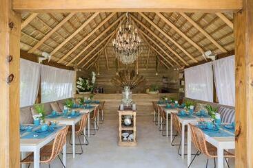 هتل Mahona Bed & Breakfast