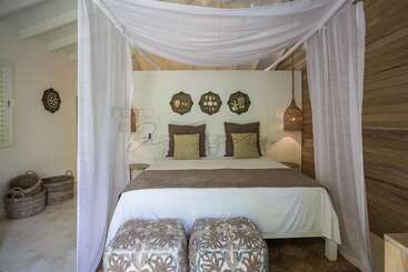 هتل Mahona Bed & Breakfast