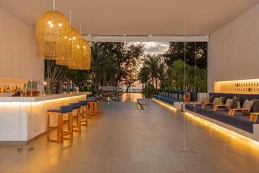 هتل Melia Phuket Mai Khao