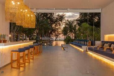هتل Melia Phuket Mai Khao