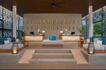 هتل Melia Phuket Mai Khao