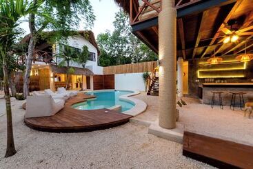 هتل Mimosa Tulum