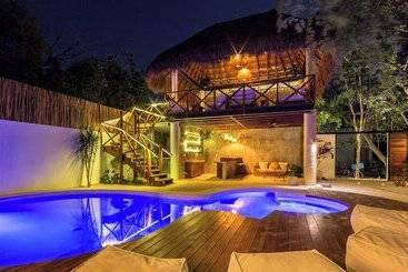 هتل Mimosa Tulum