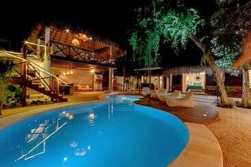 هتل Mimosa Tulum