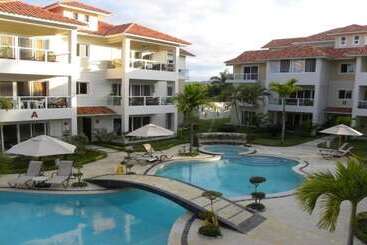 هتل Paradise Condos