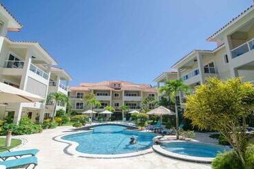 هتل Paradise Condos