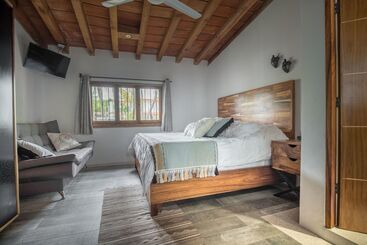 هتل Villa San Juan Bed&breakfast