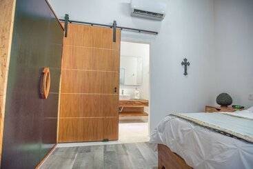 هتل Villa San Juan Bed&breakfast