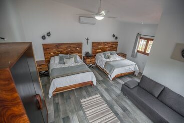 هتل Villa San Juan Bed&breakfast