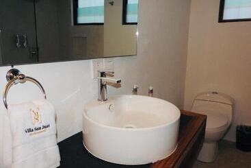 هتل Villa San Juan Bed&breakfast