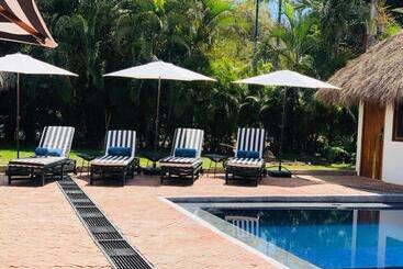 هتل Villa San Juan Bed&breakfast