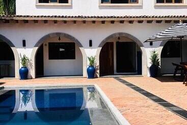 هتل Villa San Juan Bed&breakfast